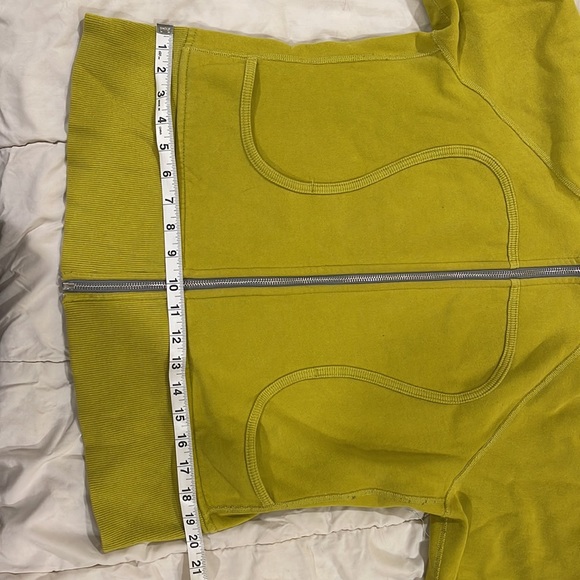 Lululemon Scuba hoodie - Picture 6 of 7